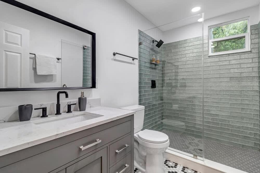 Contemporary Apartment - 5 Min To Tiaa Bank Field! 잭슨빌 외부 사진